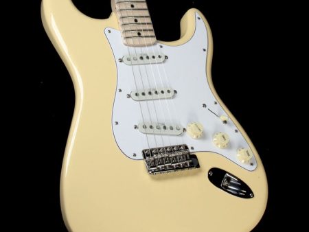 Fender Artist Series Yngwie Malmsteen Stratocaster Electric Guitar Vintage White Fashion