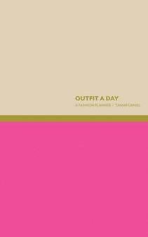 Chronicle: Outfit a Day [2014] Hot on Sale